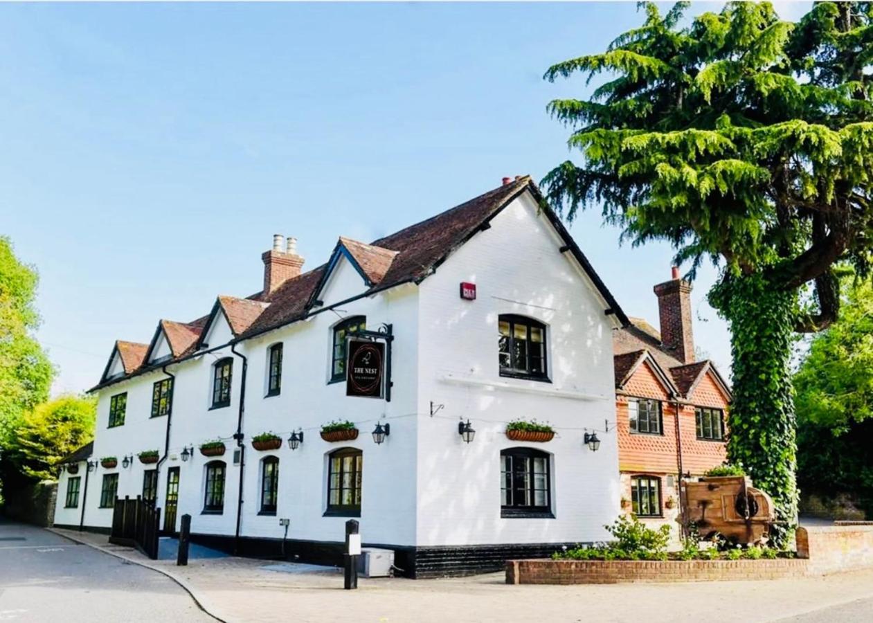 The Nest Hotel & Restaurant Petersfield Eksteriør bilde